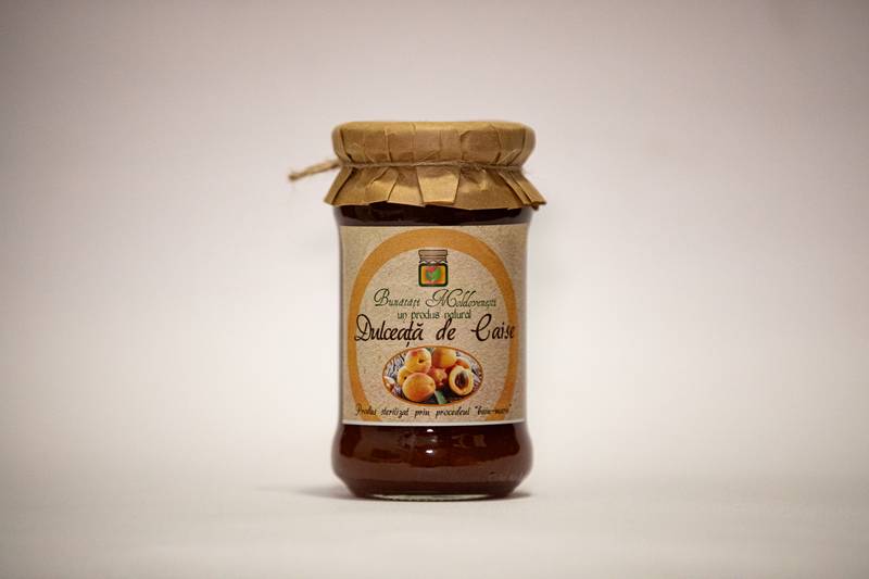Dulceata de caise